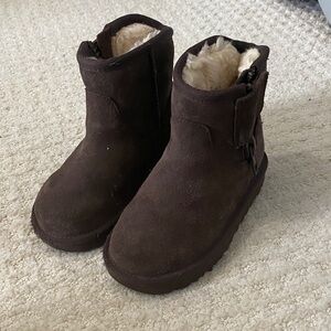UGG Kids Boots in Dark Brown